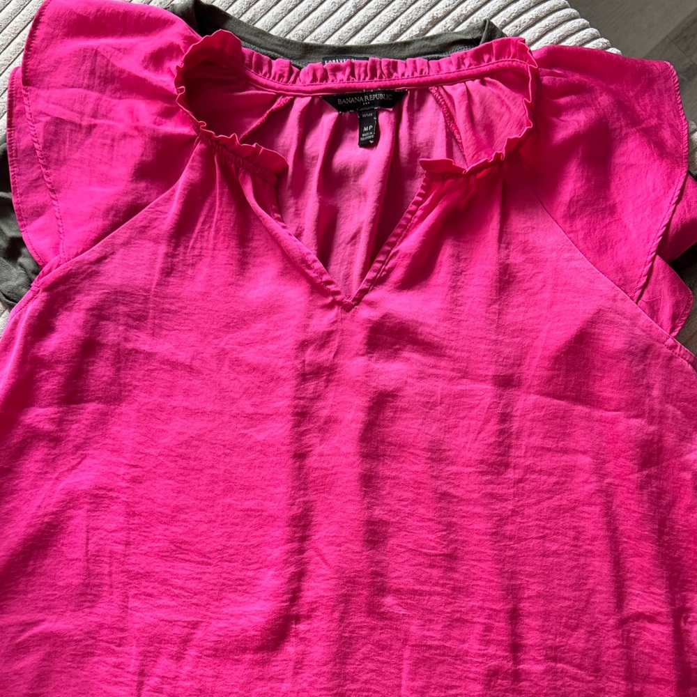 Magaschoni Fuchsia Flutter Sleeve Blouse